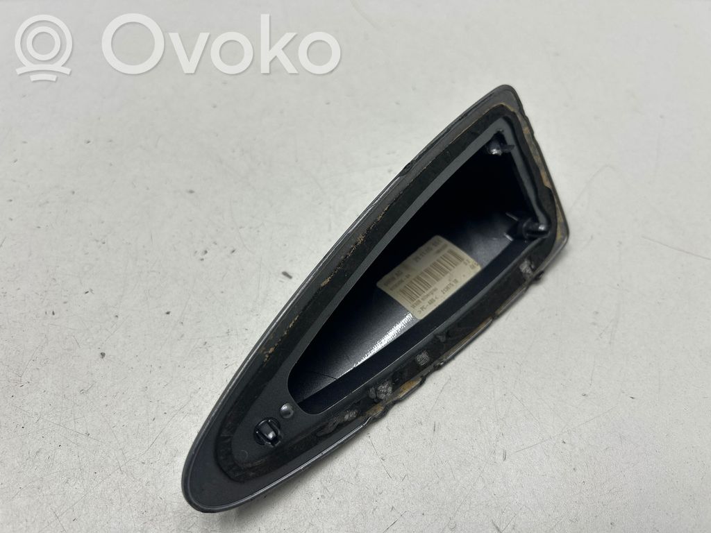 BMW 5 E60 E61 Abdeckung GPS Dachantenne 