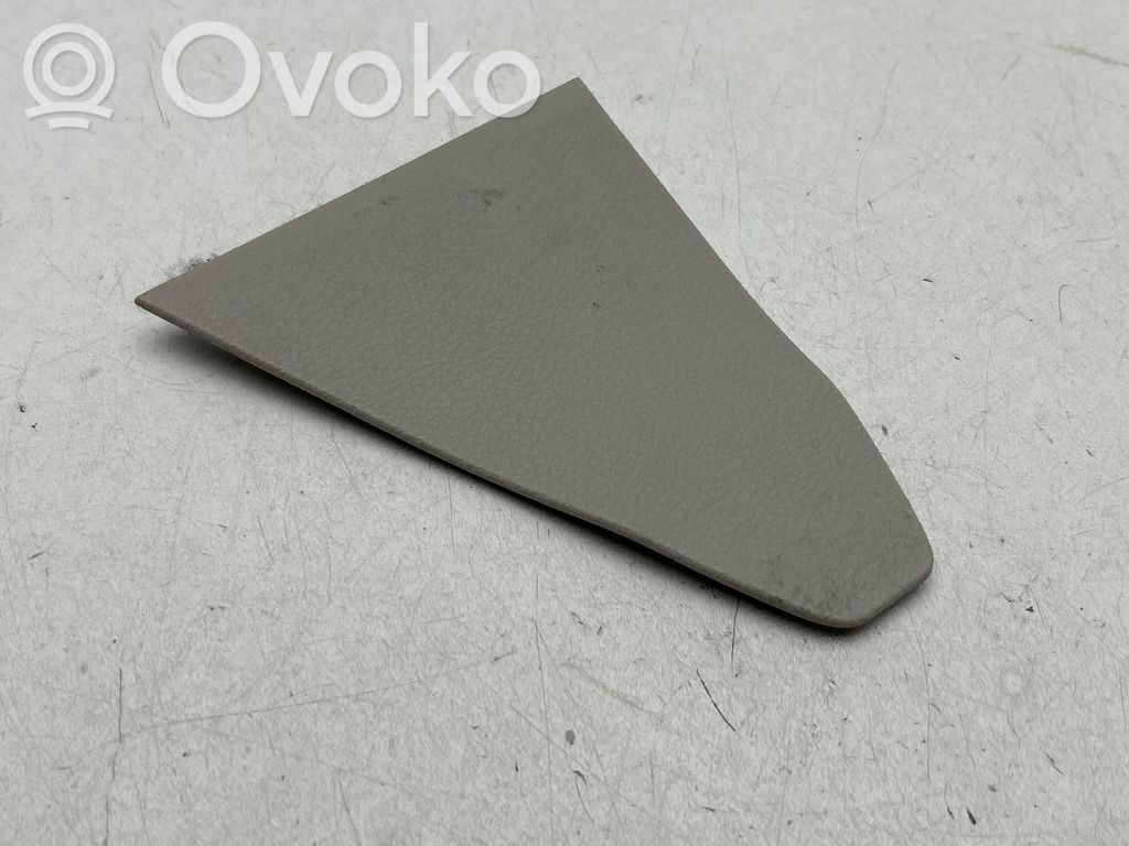 Chrysler Pacifica Other sill/pillar trim element 