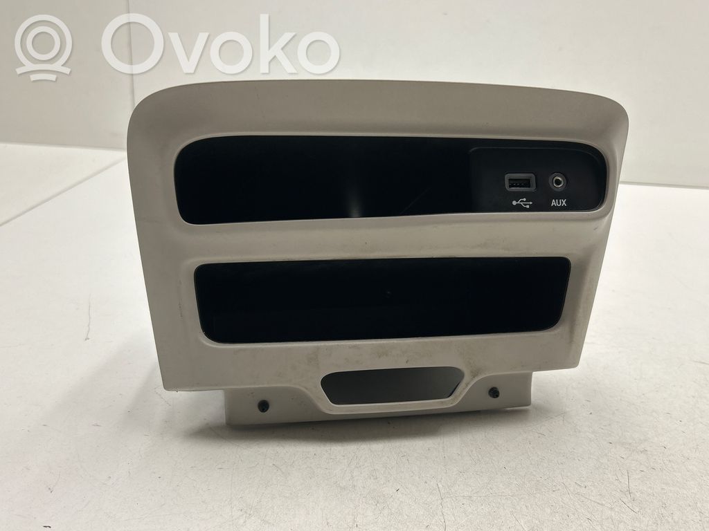 Chrysler Pacifica Glove box central console 