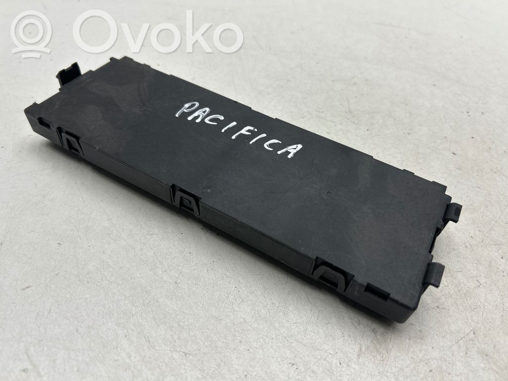 Chrysler Pacifica Seat control module 