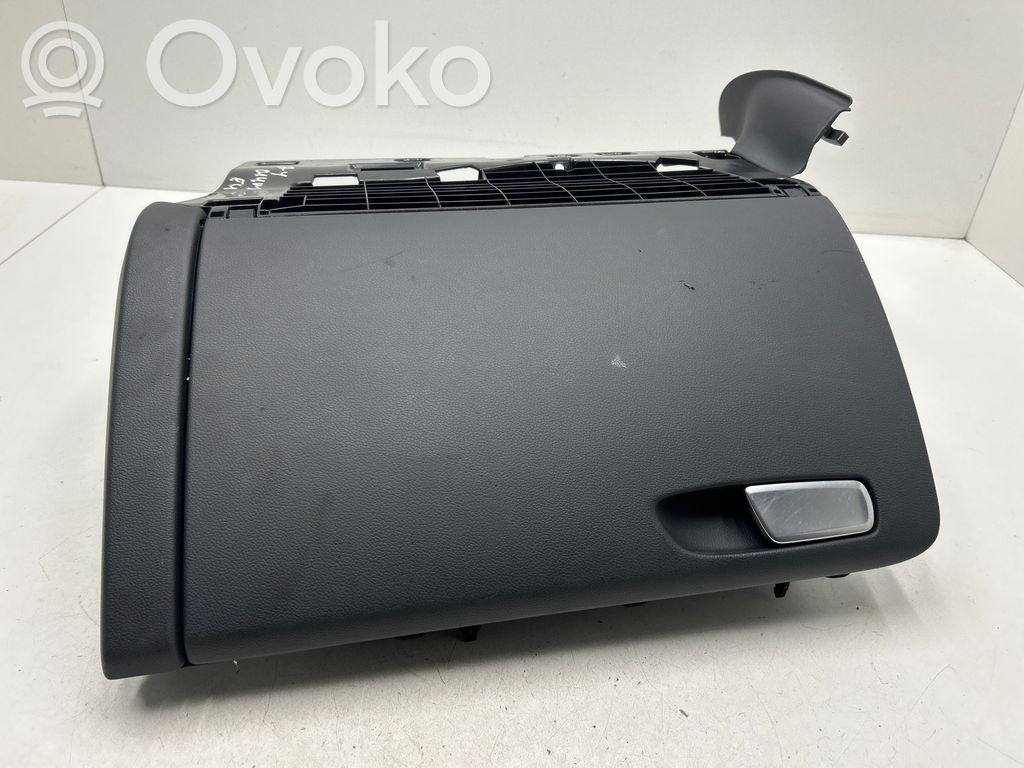 Audi A4 S4 B8 8K Schowek deski rozdzielczej 