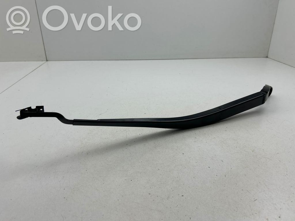 Chrysler Pacifica Front wiper blade arm 