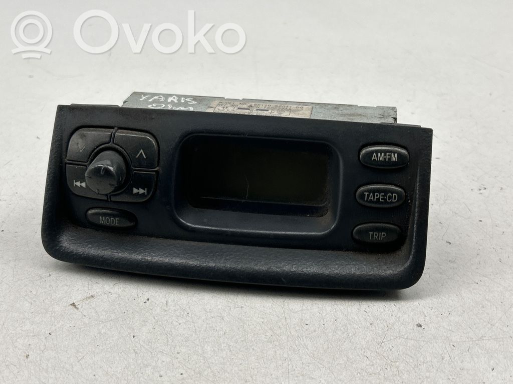 Toyota Yaris Radio/CD/DVD/GPS head unit 