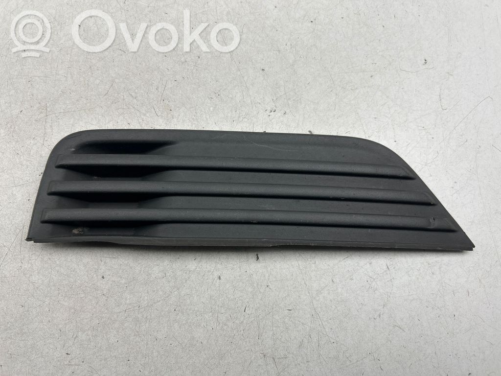 Ford Focus Front bumper lower grill 