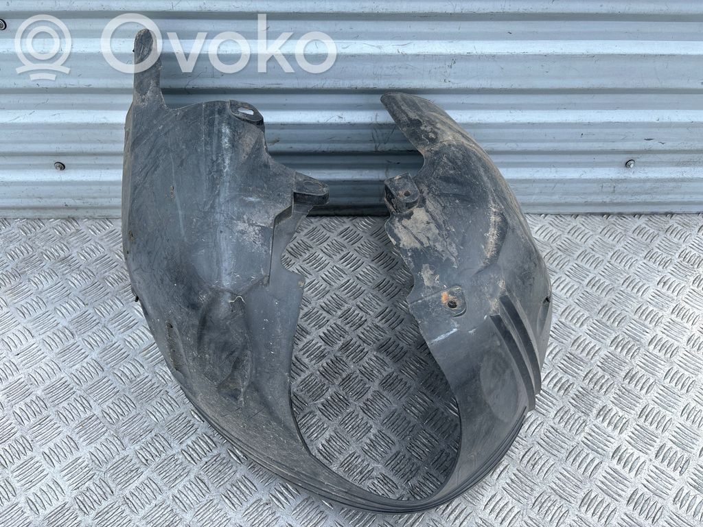 Ford Focus Nadkole przednie 