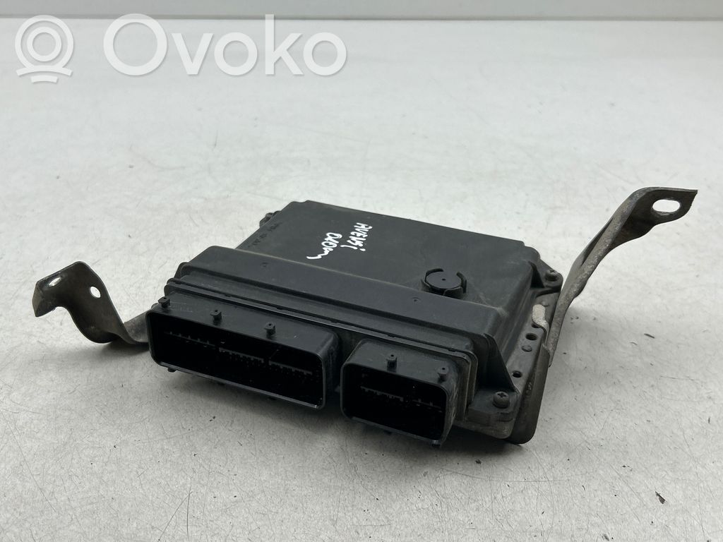 Toyota Avensis T270 Engine control unit/module 