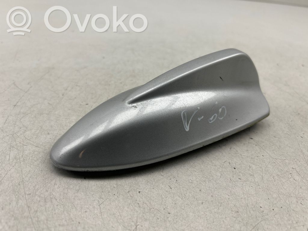 Volvo V60 Osłona anteny dachowej GPS 