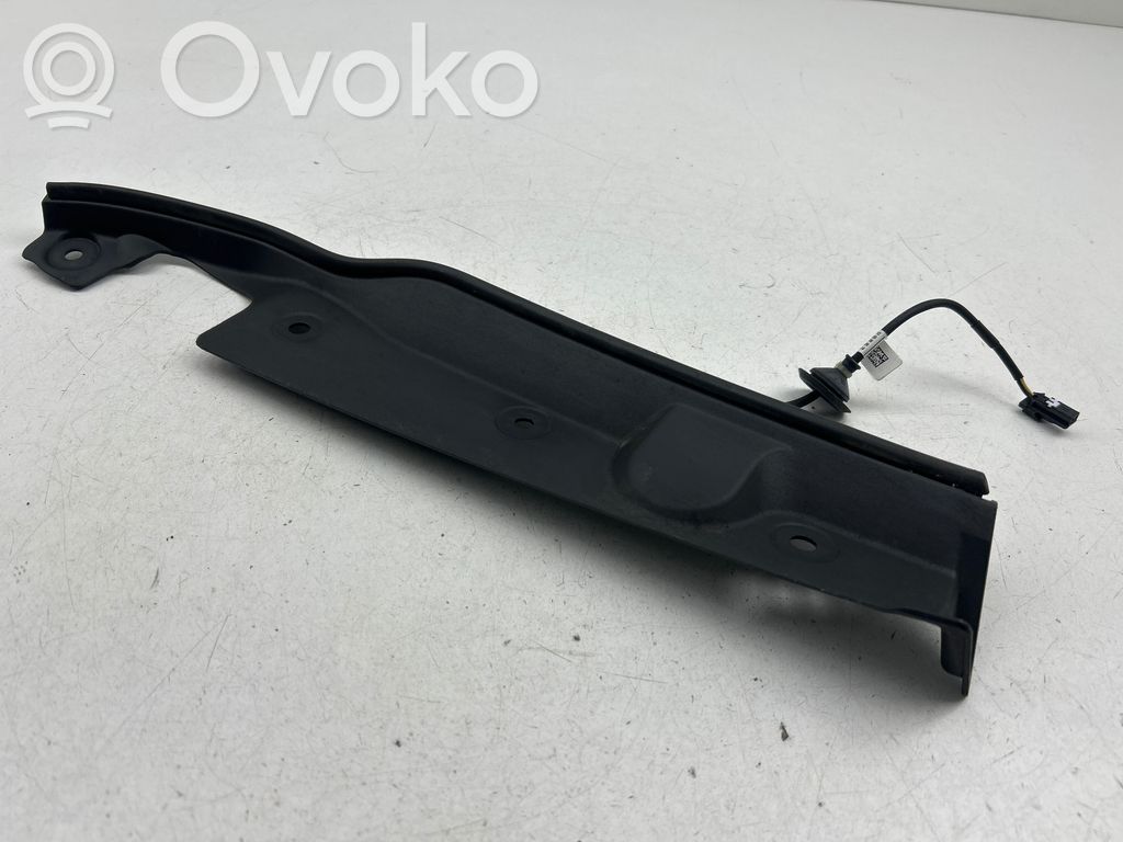 Chrysler Pacifica Other body part 