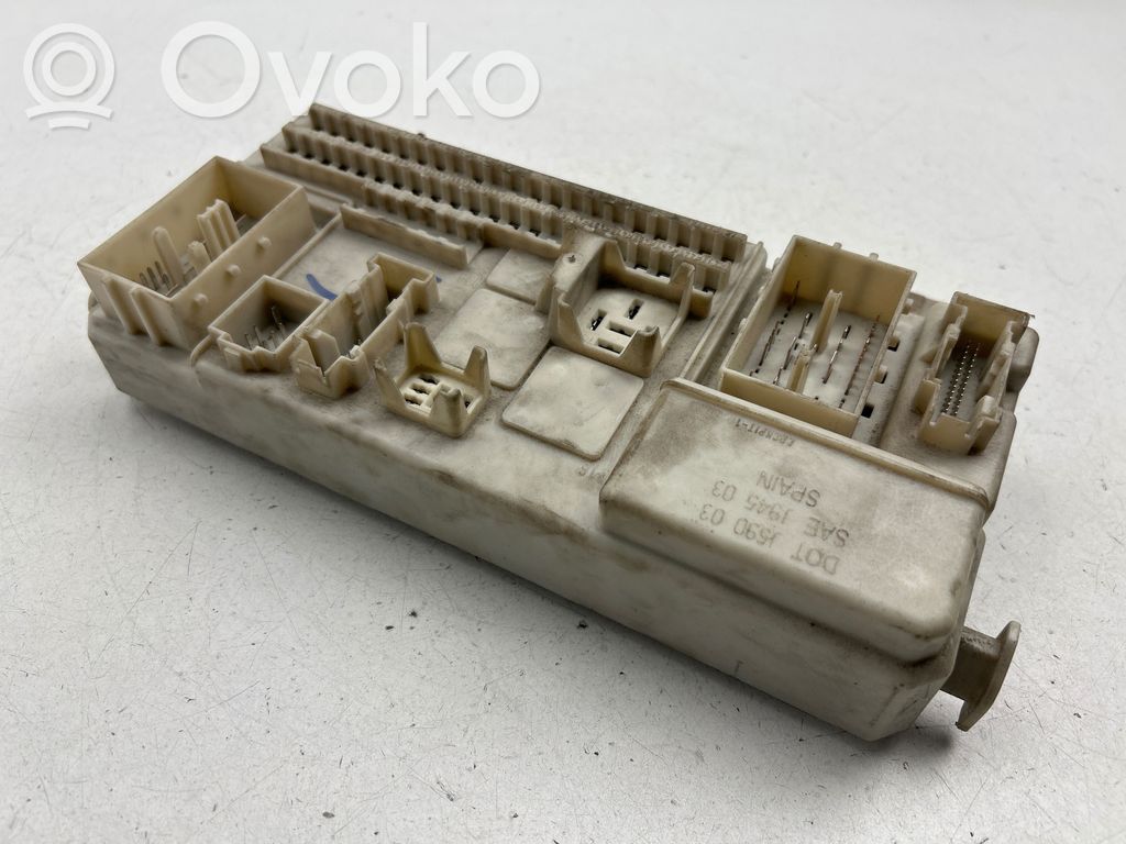 Volvo S40 Fuse module 