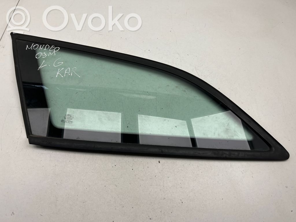 Ford Mondeo MK IV Rear side window 