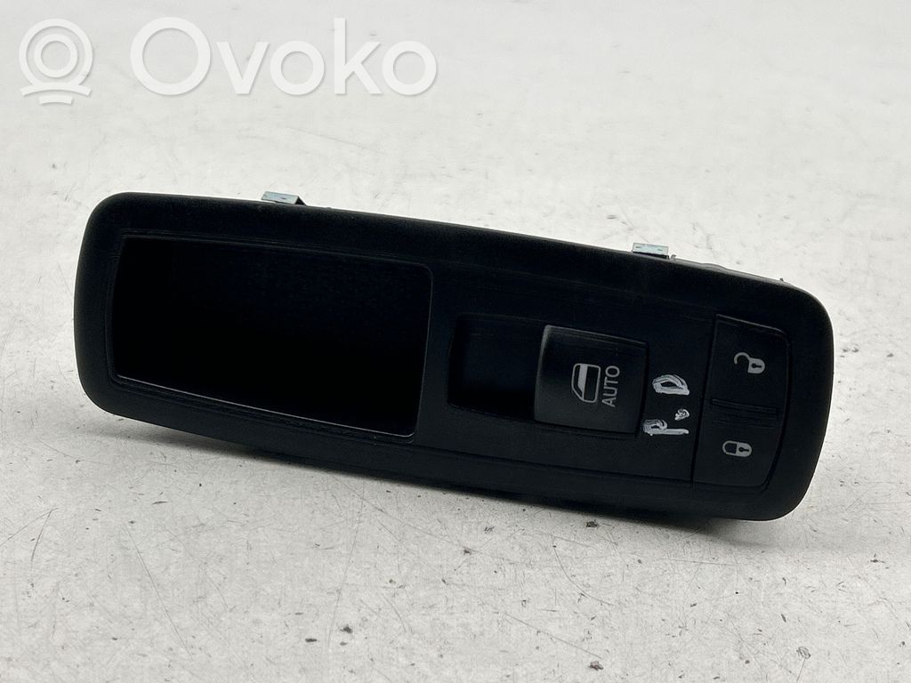 Electric window control switch   68268251AC,10123707