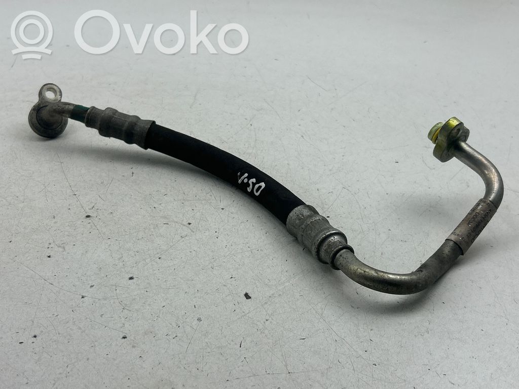 Volvo V50 Ilmastointilaitteen putki (A/C) 