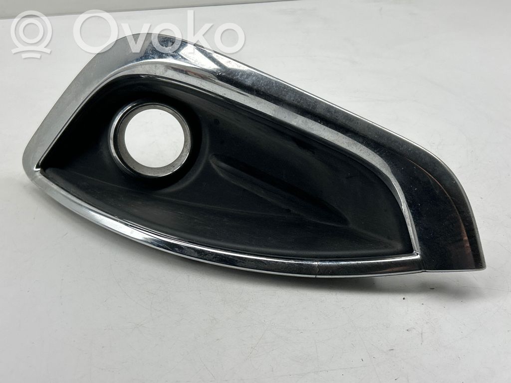 Etusumuvalon ritilä   68229007AA