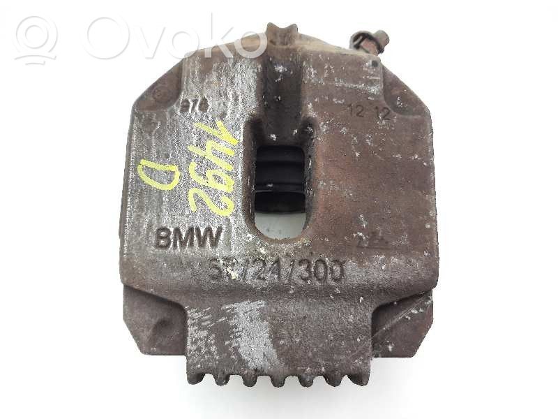 Caliper de freno delantero