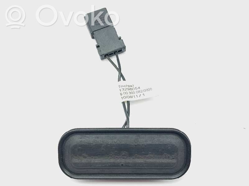 Opel Astra H Rear door exterior handle 