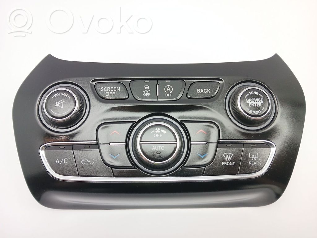 Jeep Cherokee KL Climate control unit 