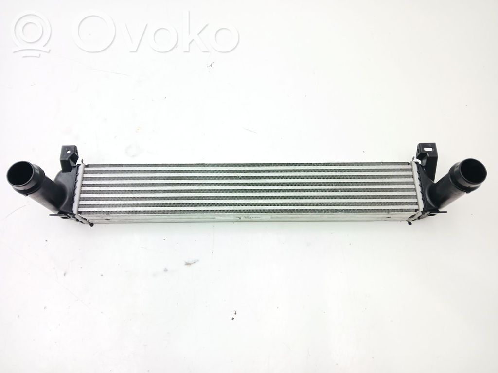 Jeep Cherokee KL Interkūlerio radiatorius 