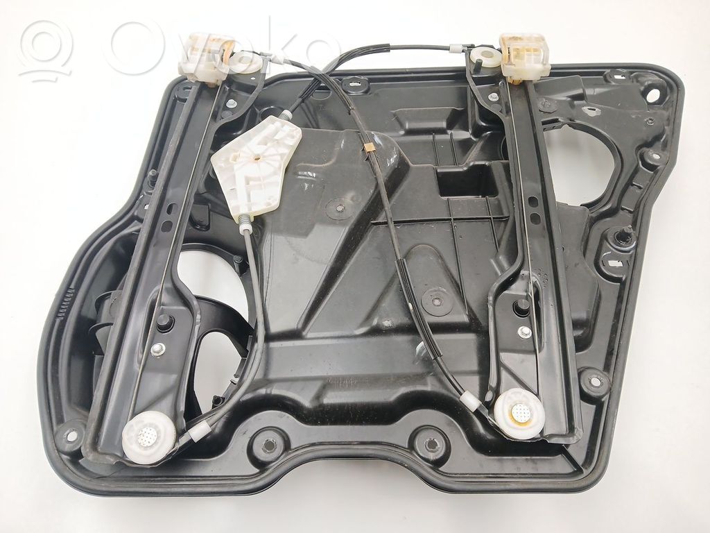 Fiat Freemont Mechanizm podnoszenia szyby tylnej bez silnika 