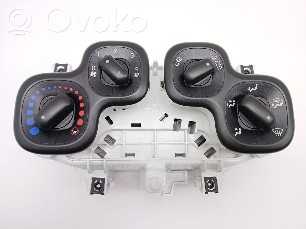 Fiat Panda III Panel klimatyzacji 