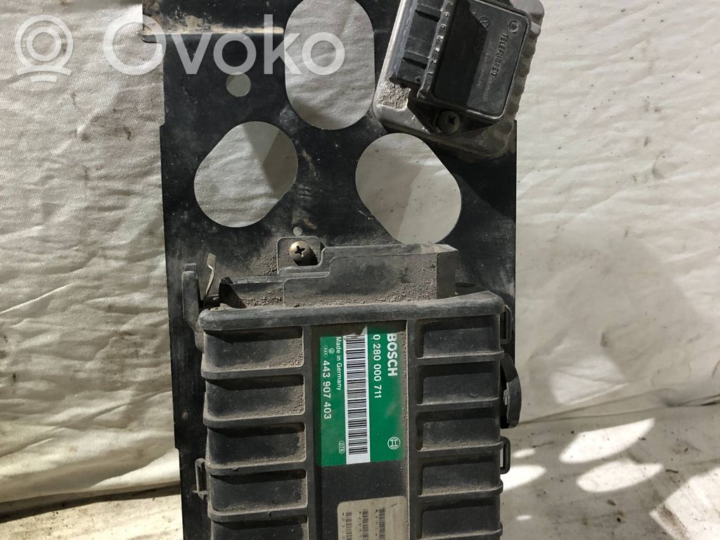 Engine control unit/module   443907403,0280000711