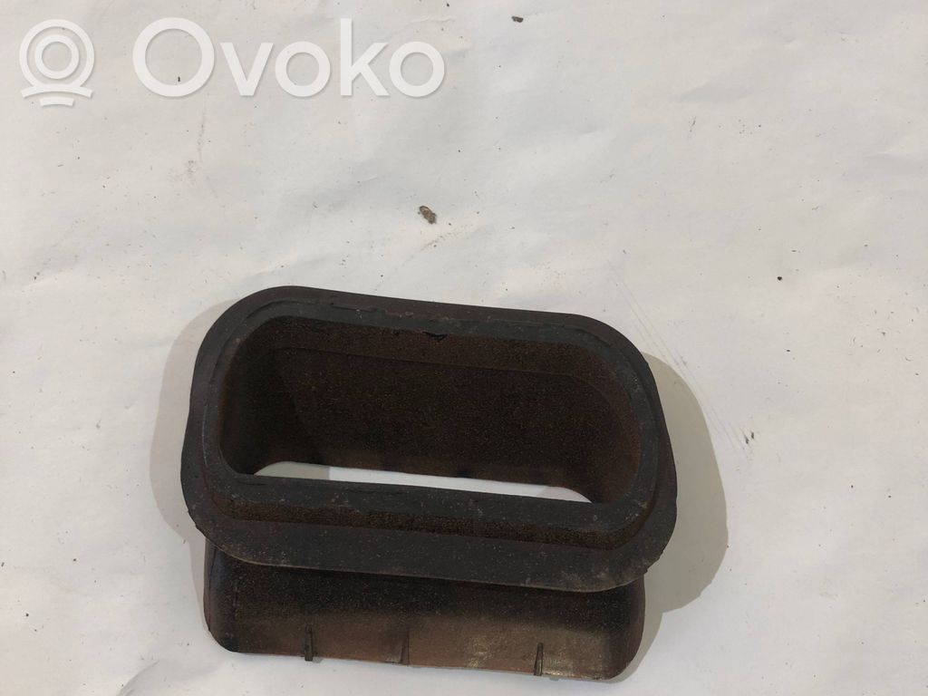 BMW 7 E65 E66 Dash center air vent grill 