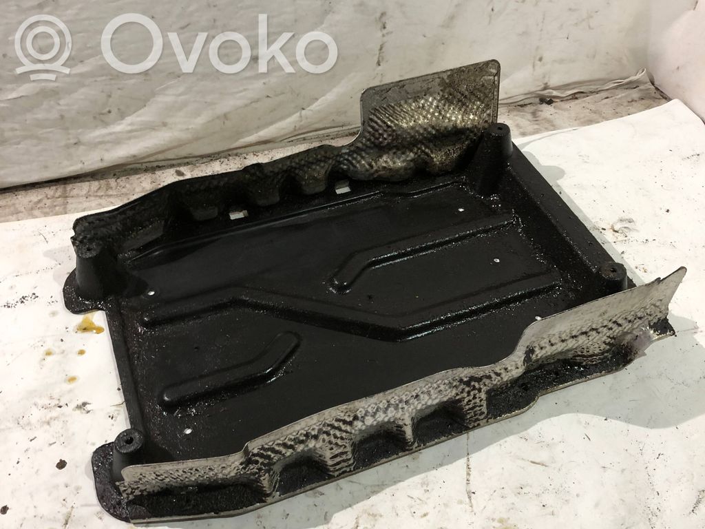 BMW 7 E65 E66 Couvre-soubassement avant 