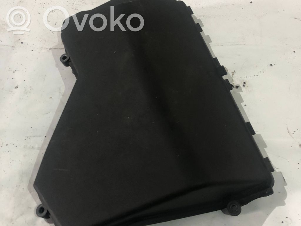 BMW 3 E46 Fuse box cover 