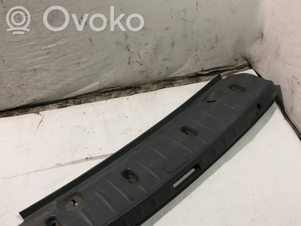 BMW 3 E92 E93 Bagažinės slenksčio apdaila 