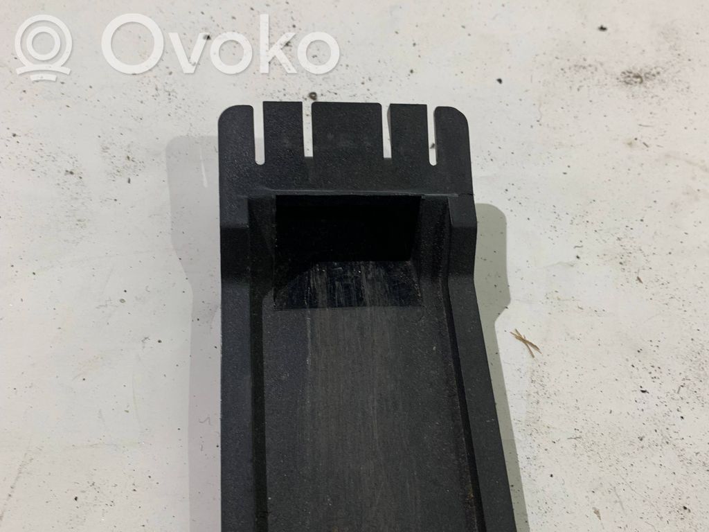 BMW 5 E39 Other trunk/boot trim element 