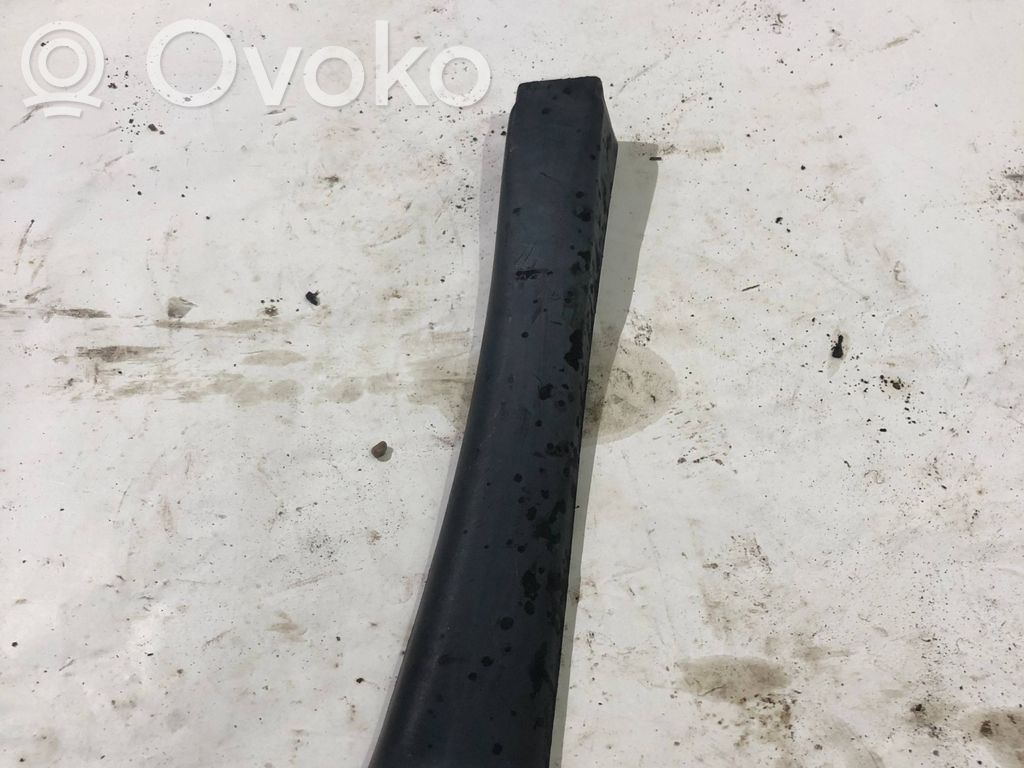 BMW 5 E39 Wiper trim 
