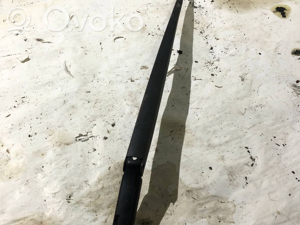 BMW 3 E46 Front wiper blade arm 