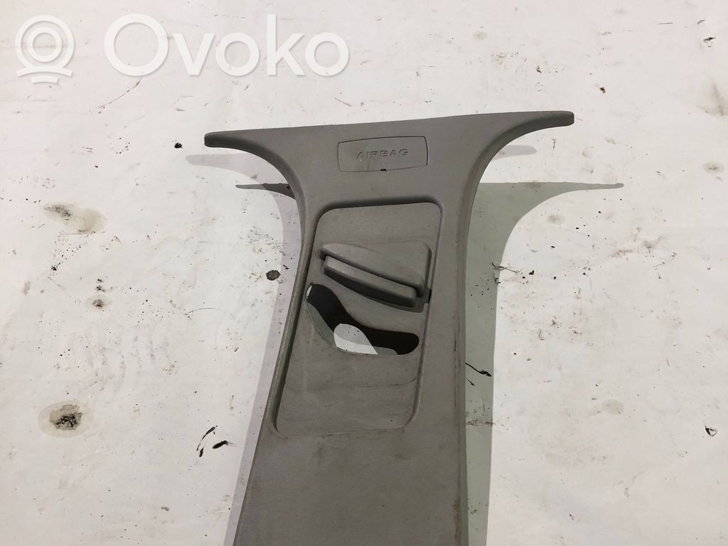 Ford Focus Pilar (B) (superior) 