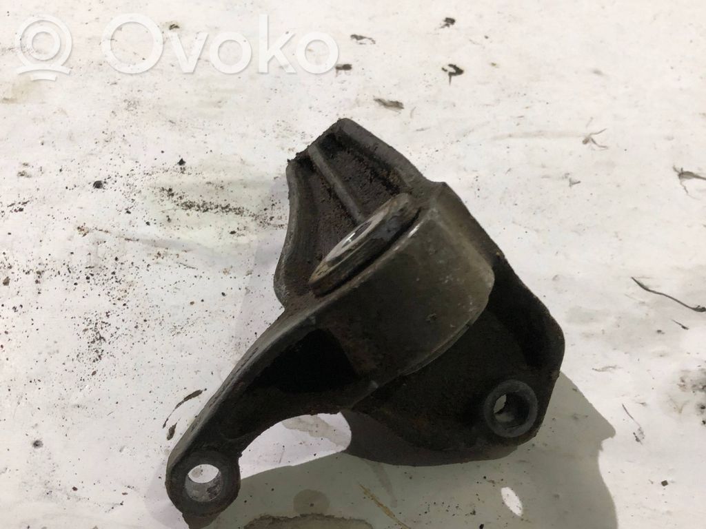 Ford Focus Gearbox mounting bracket 