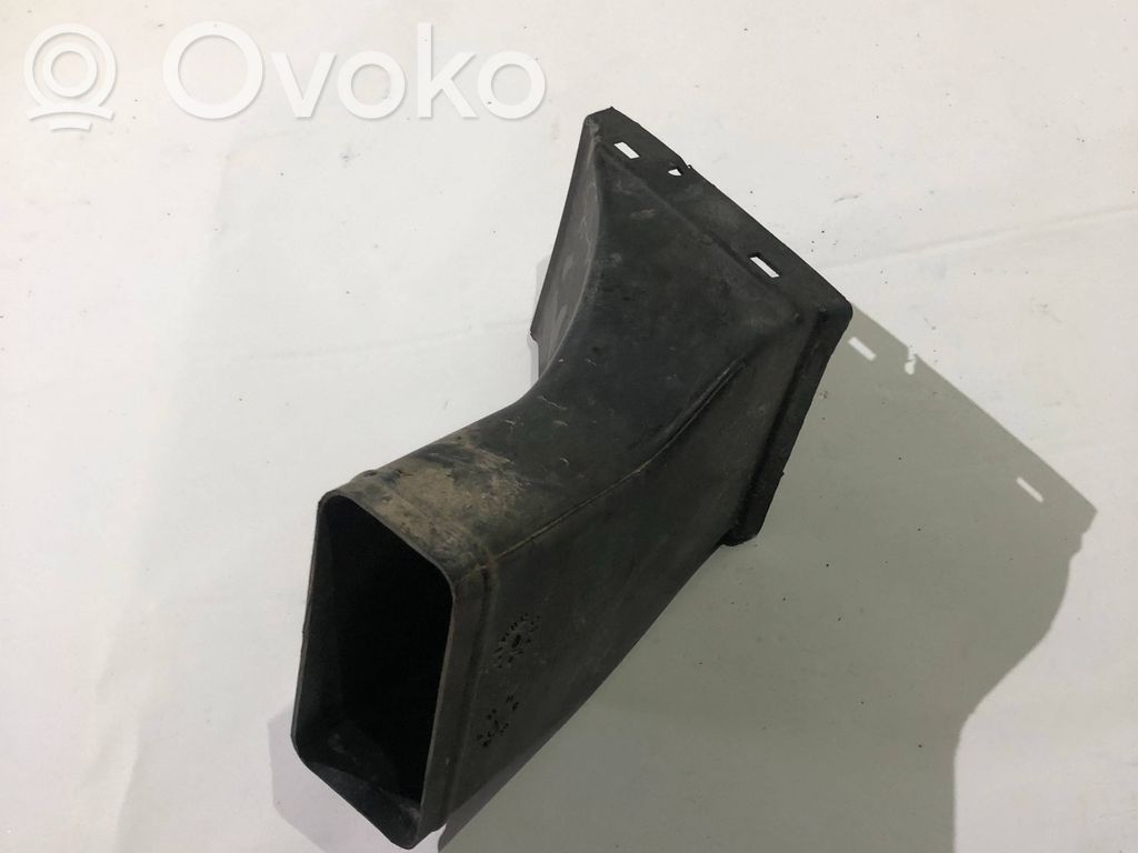 BMW 5 E60 E61 Air intake duct part 
