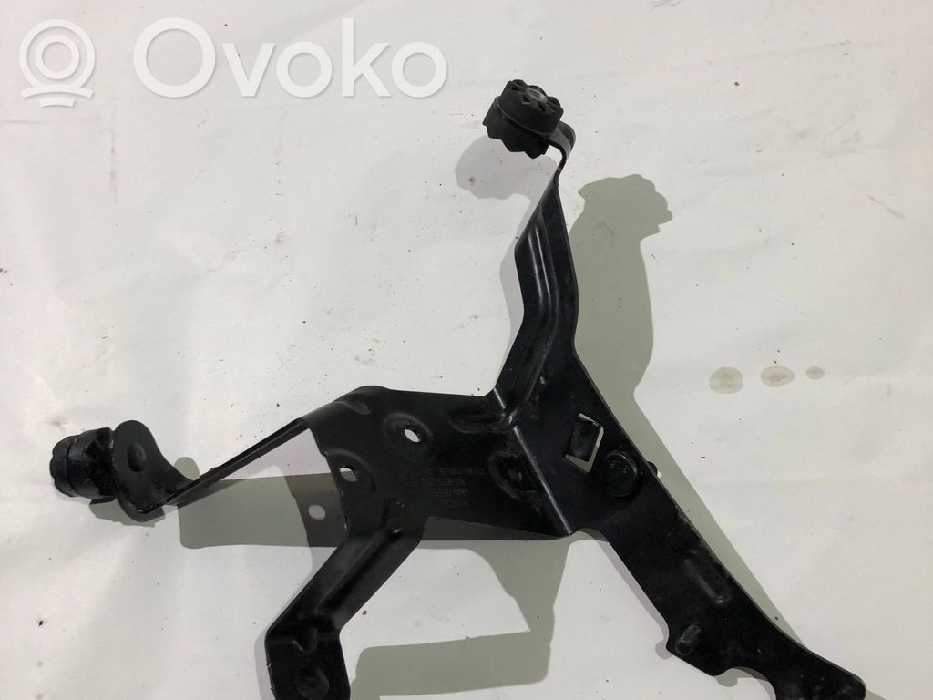 BMW 5 E60 E61 Halterung ABS Steuergerät 