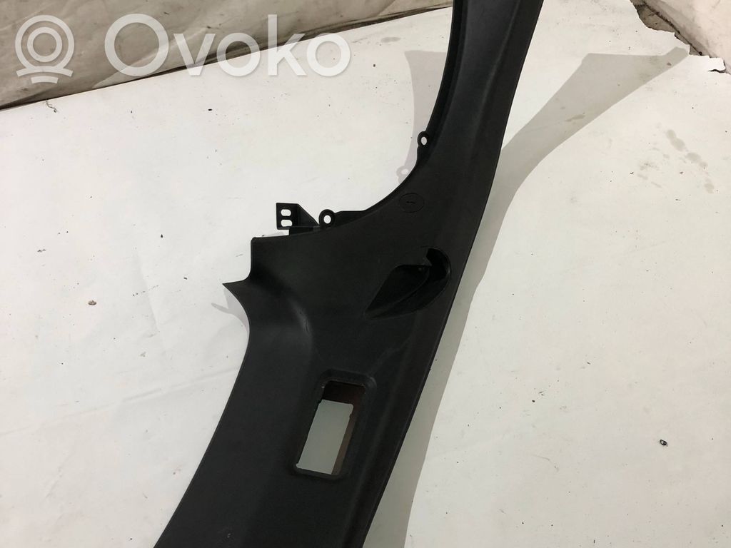 BMW 3 E46 (D)pillar trim (top) 