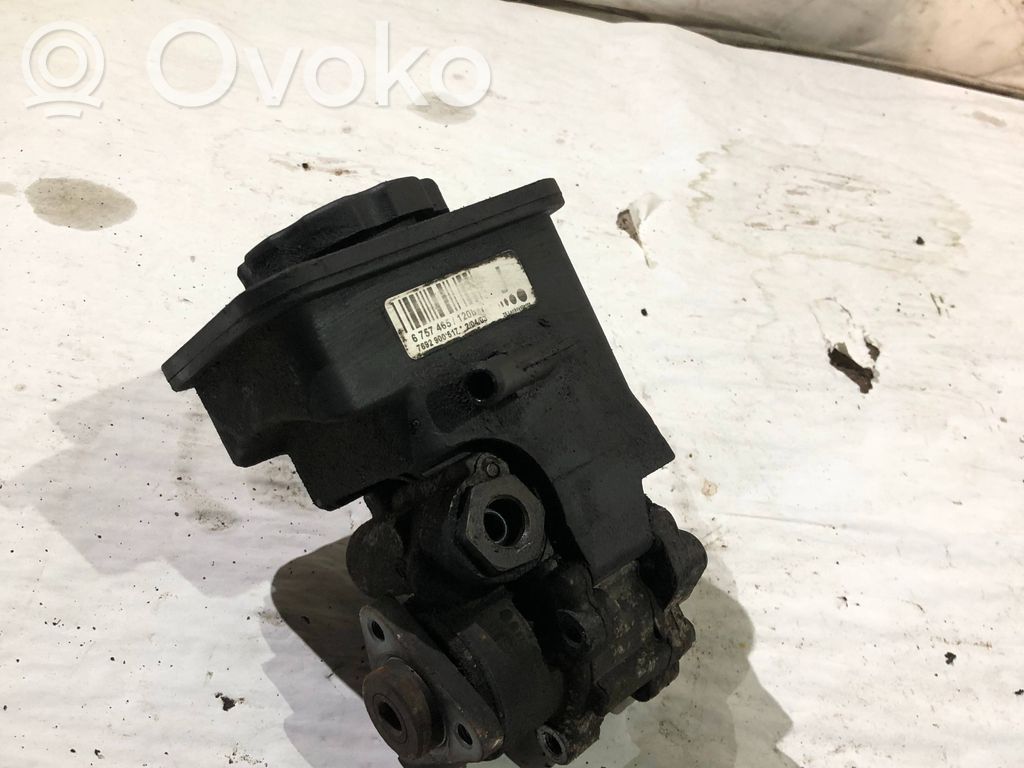 BMW 3 E46 Ohjaustehostimen pumppu 