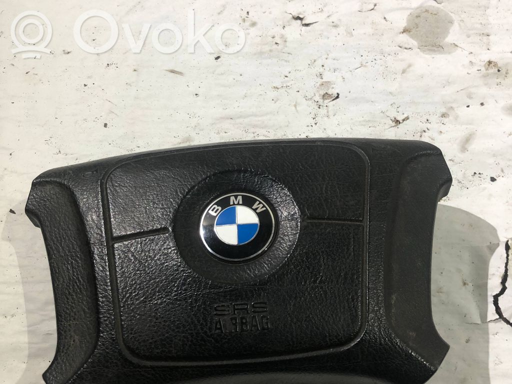 BMW 5 E39 Vairo oro pagalvė 