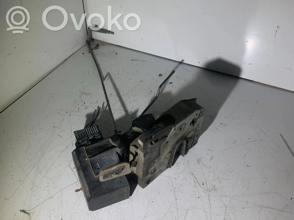 BMW 3 E36 Centrinio užrakto varikliukas 
