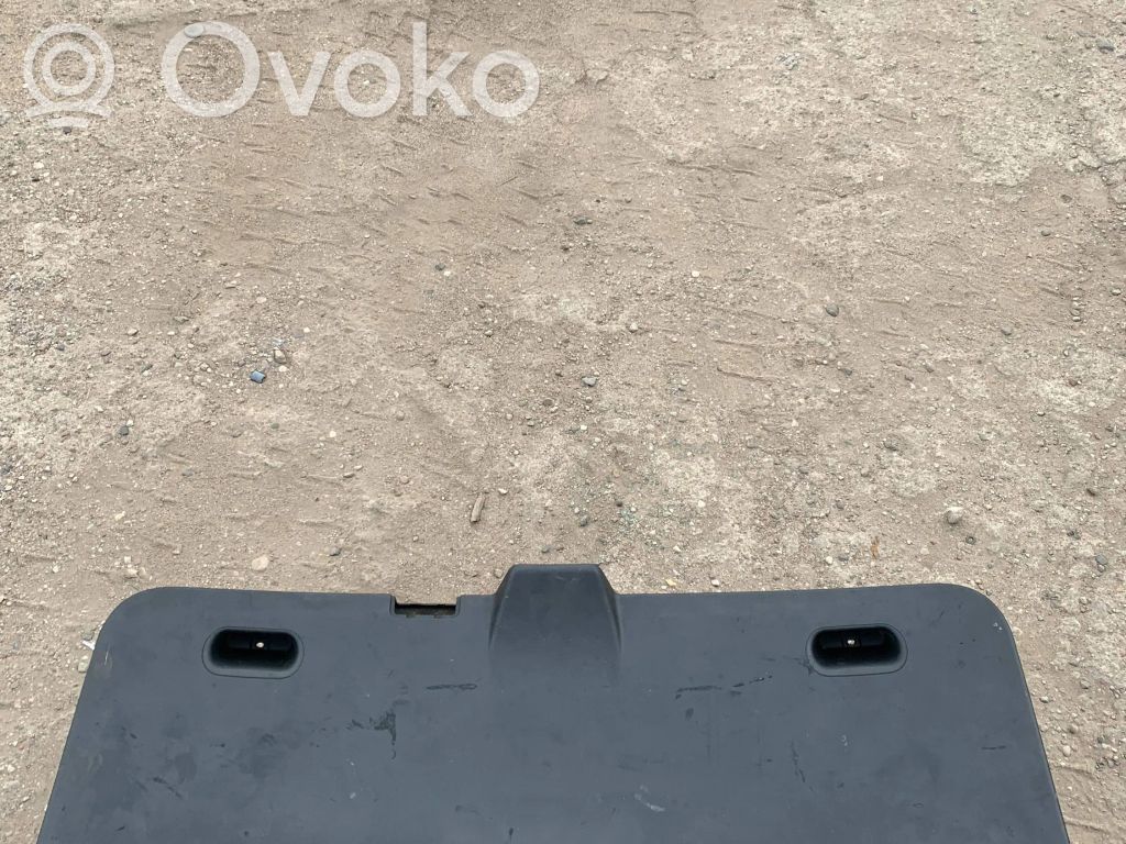 BMW X3 E83 Tailgate trim 