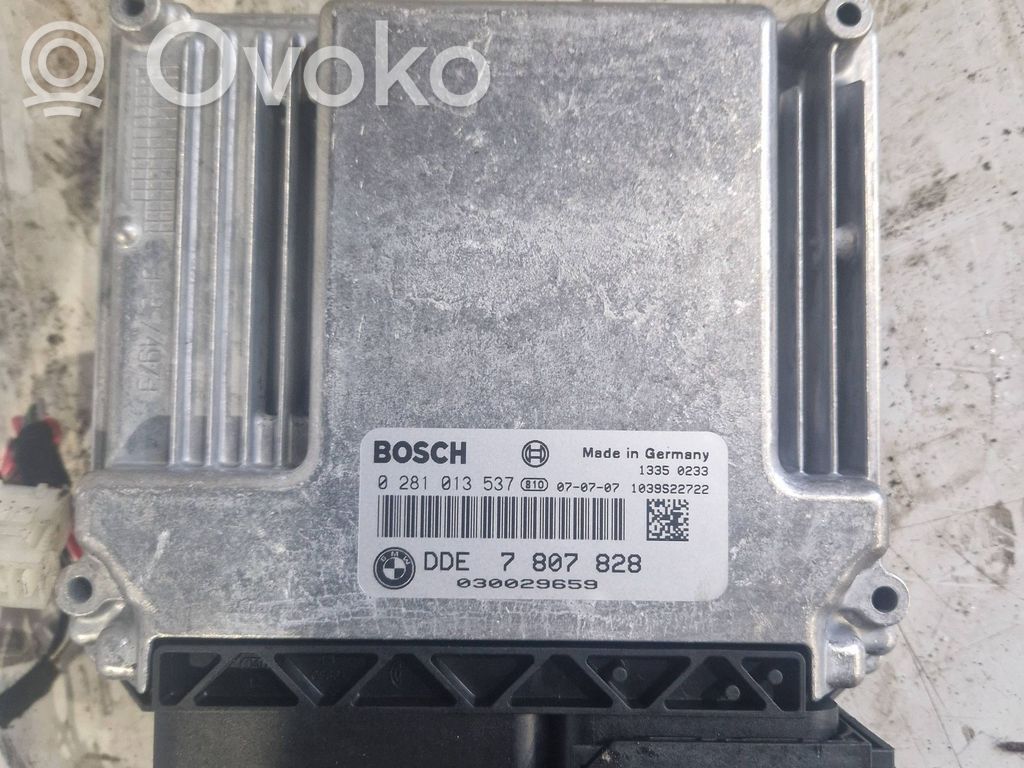 Dzinēja vadības bloks   7807828,0281013537
