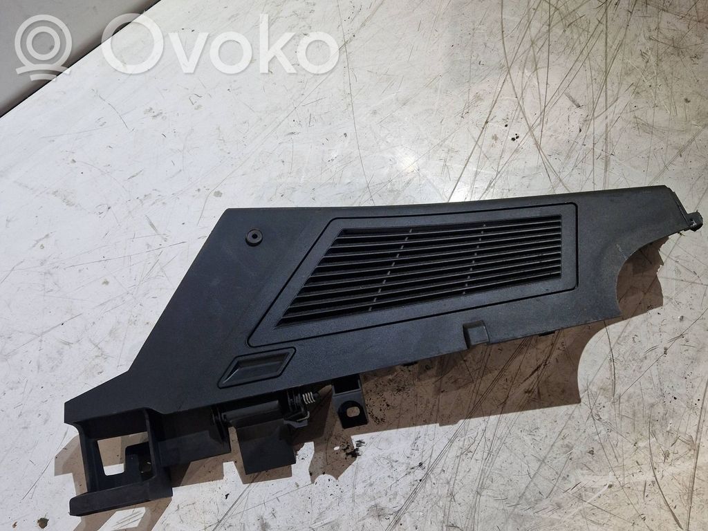 BMW X3 E83 Otros elementos de revestimiento del maletero/compartimento de carga 