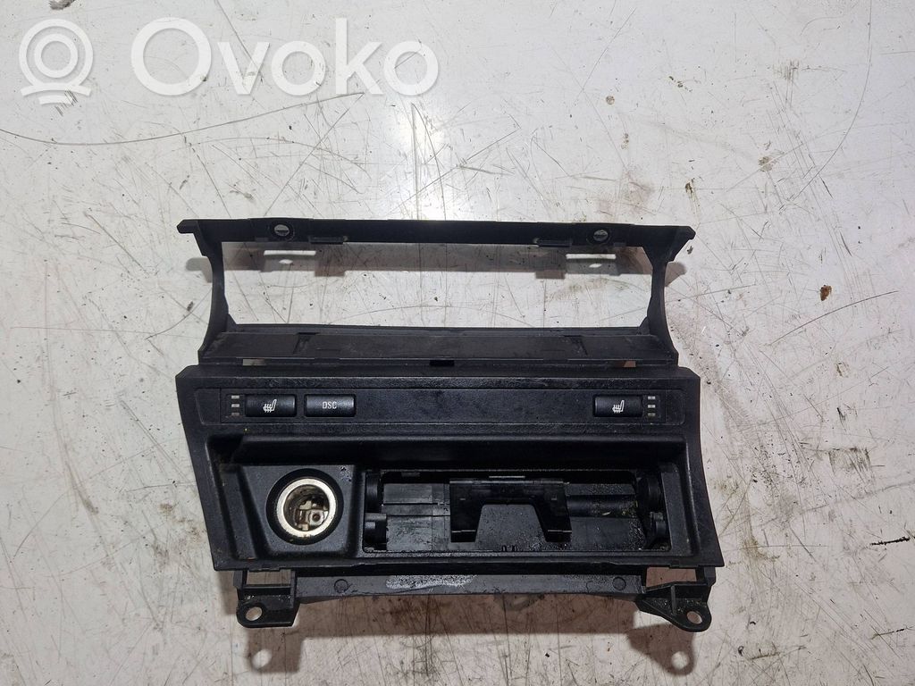 BMW 3 E46 Cita veida paneļa detaļa 