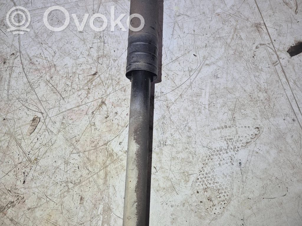 Opel Corsa D Aizmugurē amortizators 