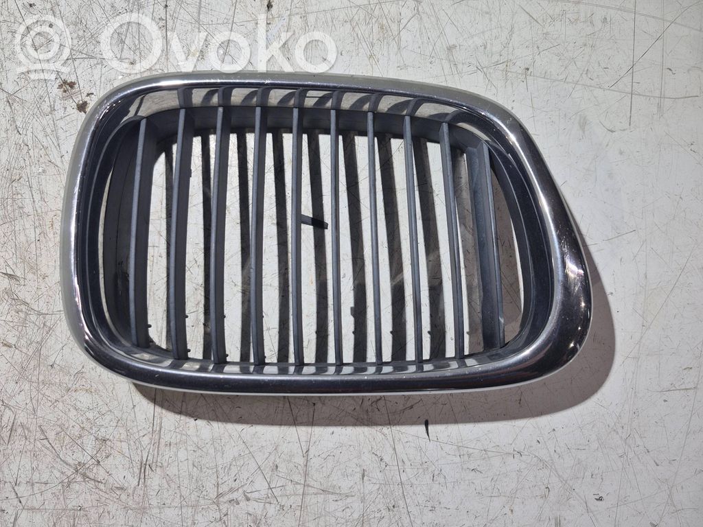 BMW 5 E39 Front grill 