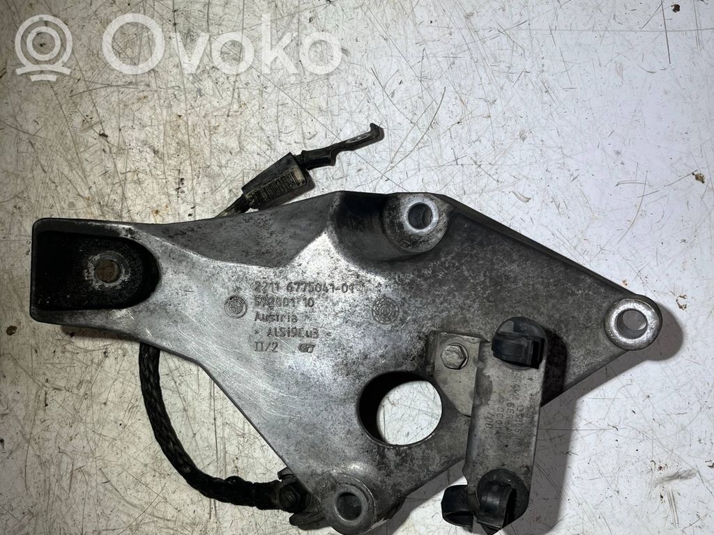 Engine mounting bracket   6775041,59280110,ALS19CU3