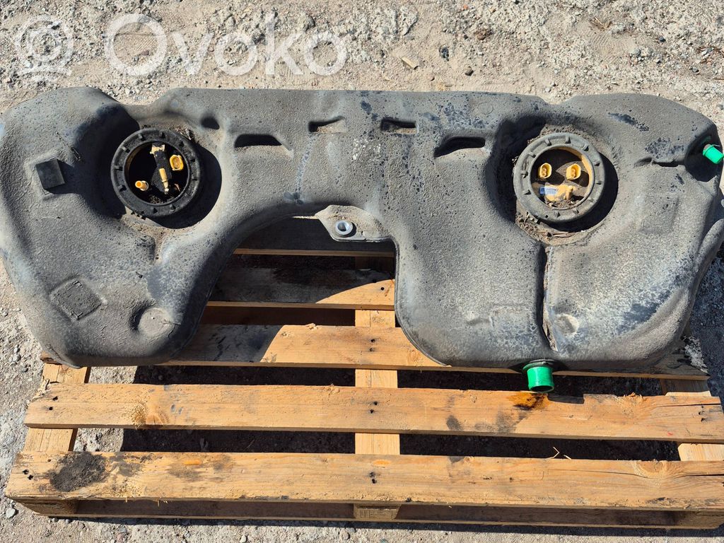 BMW 3 E92 E93 Fuel tank 
