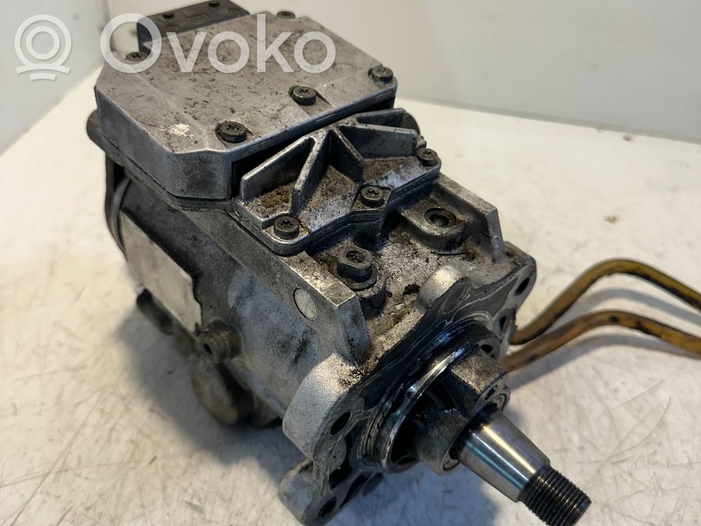 BMW 3 E46 Fuel injection high pressure pump 