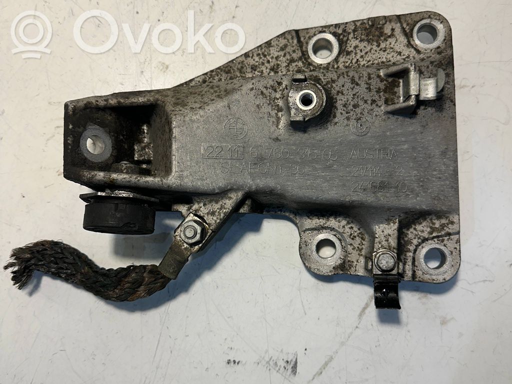 BMW 3 E90 E91 Engine mounting bracket 