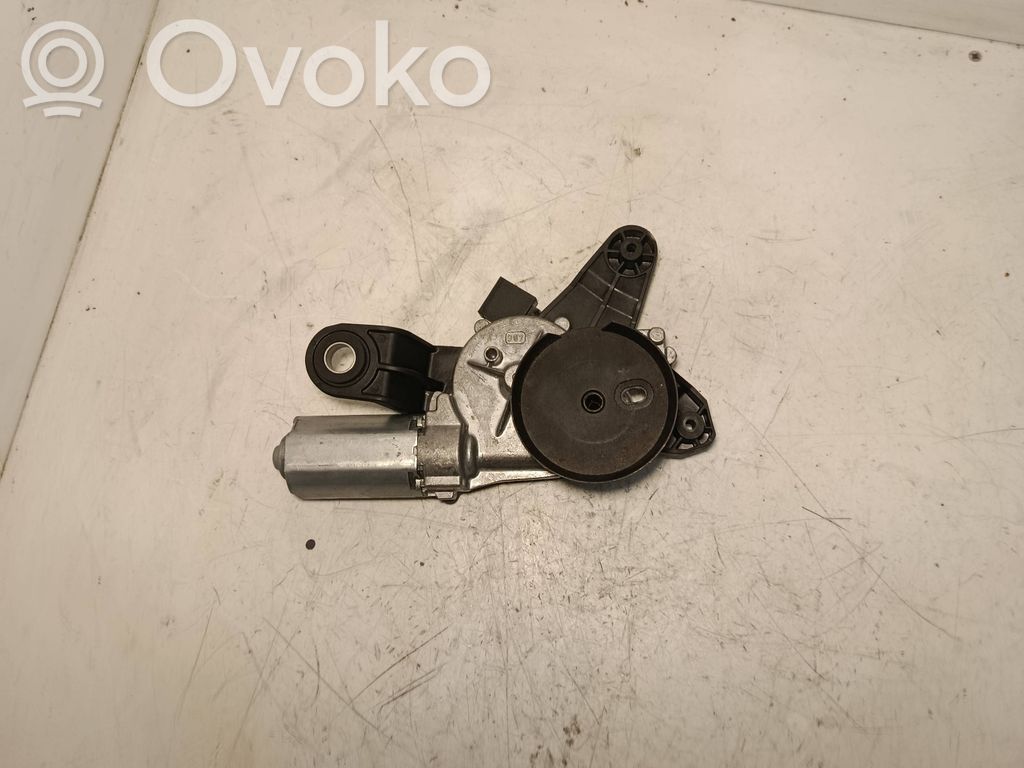 BMW 5 F10 F11 Galinio stiklo valytuvo varikliukas 